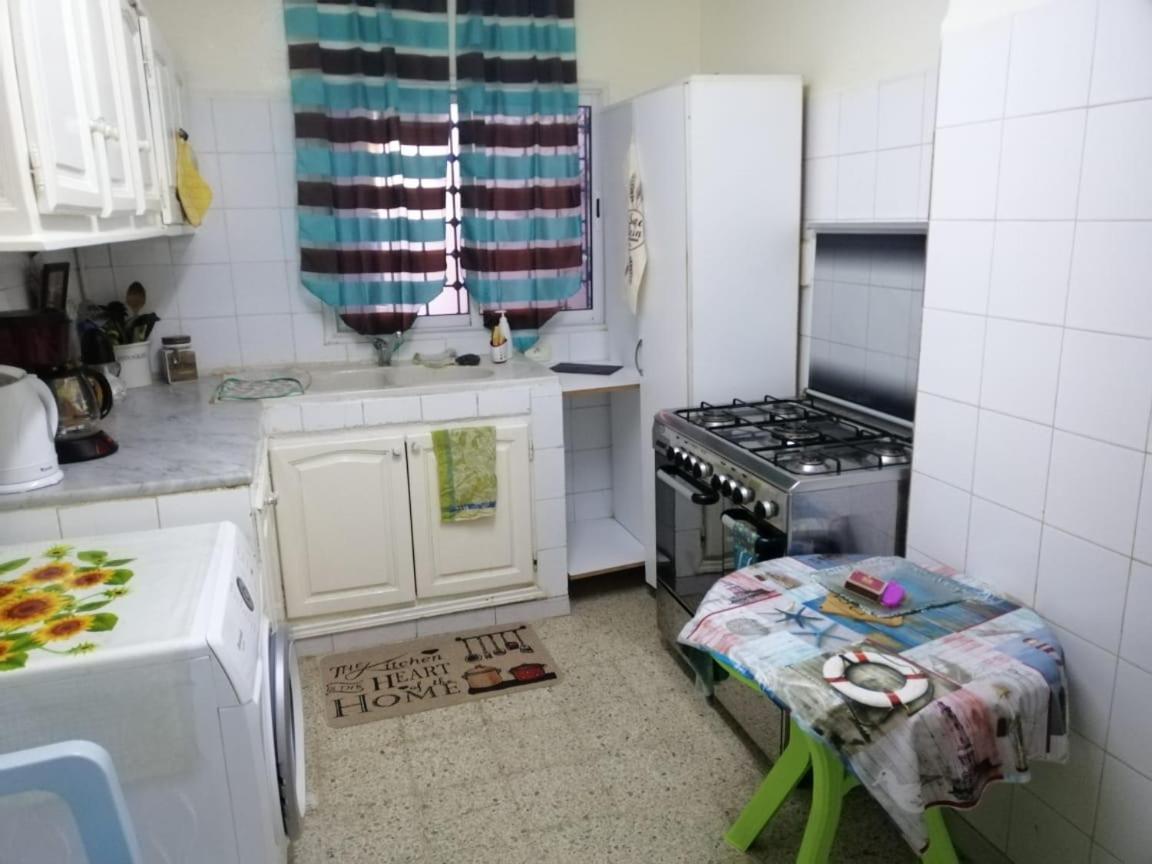 Maison A El Omrane . * Tunis