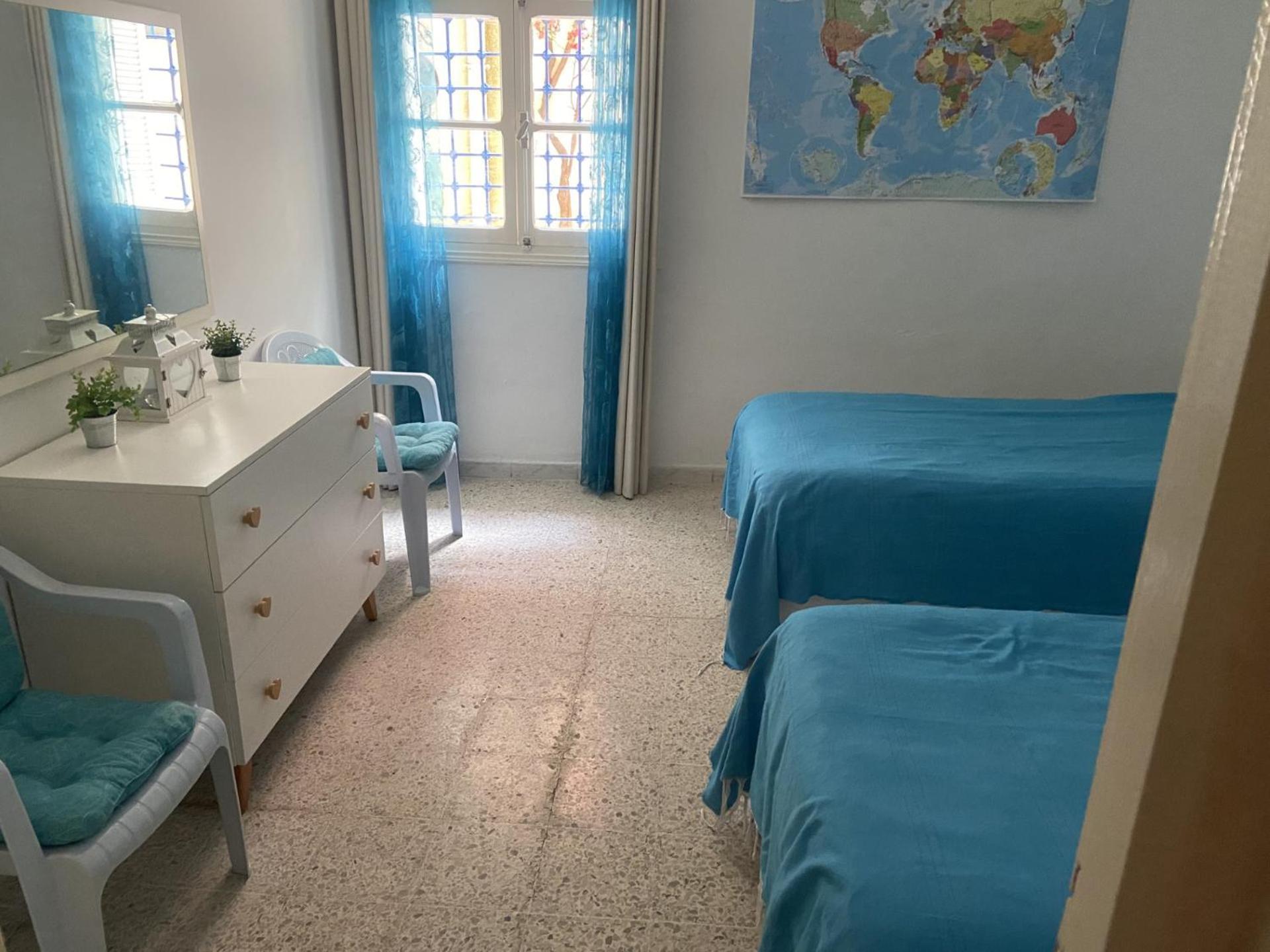Maison A El Omrane . * Tunis